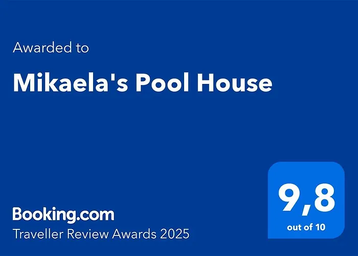 Mikaela's Pool House Villa *