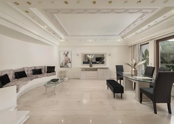 Mikaela's Pool House Afandou