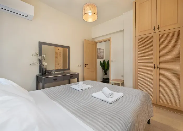 Mikaela's Pool House Afandou