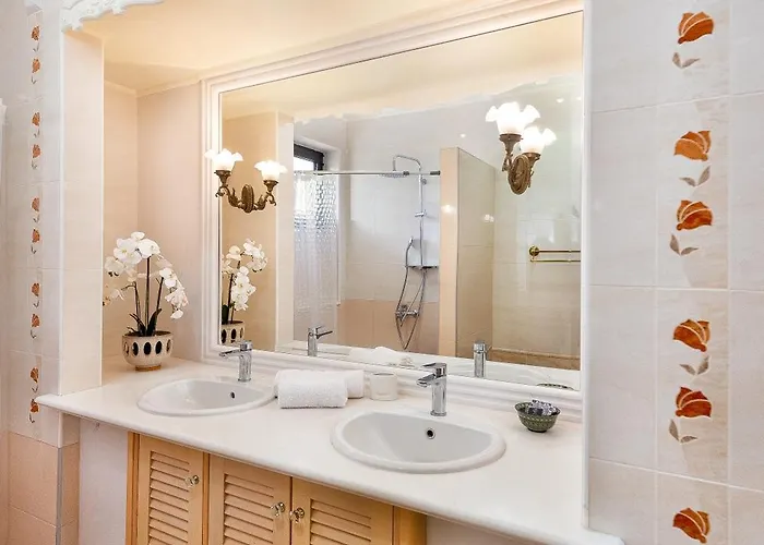 Mikaela's Pool House