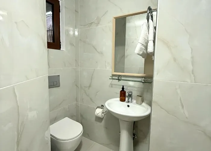 Mikaela's Pool House Villa